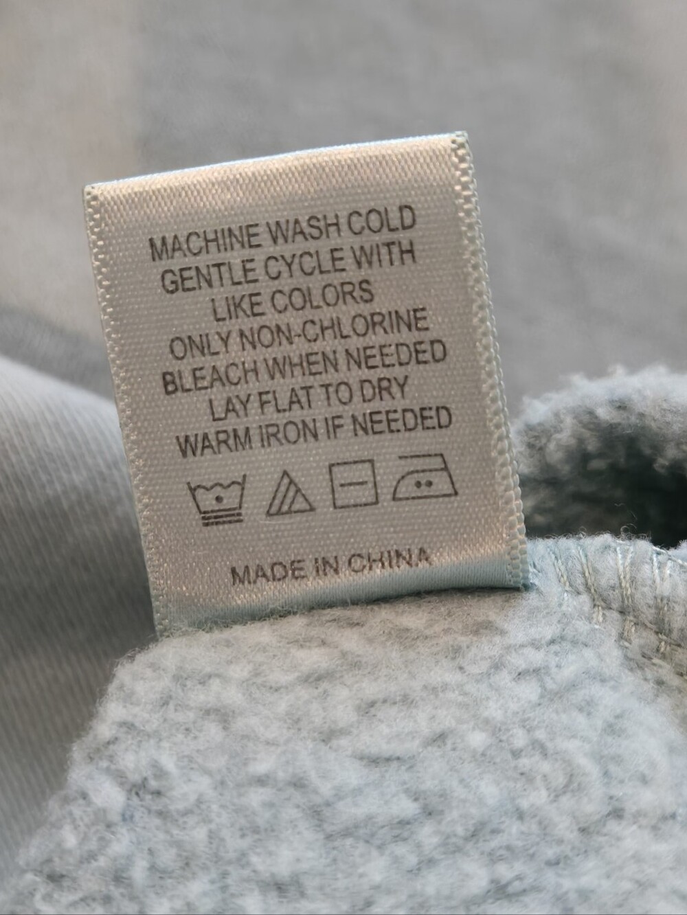 EUC Filly Flair Sweatshirt Size L Dusty Turquoise - Picture 7 of 7